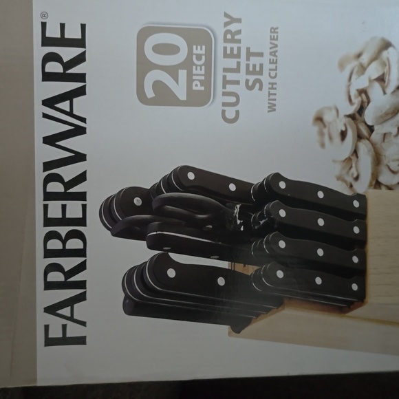 FABERWARE BRAND 20 PIECE CUTLERY SET - Picture 3 of 12